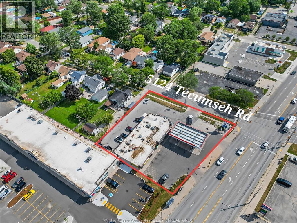 Photo 9 of 5124 Tecumseh Road East, Windsor ON