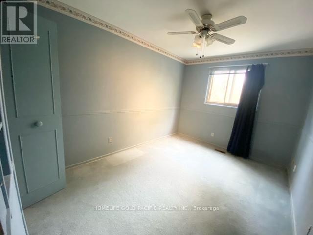 Photo 10 of 36 300 Bridletowne Circle, Toronto ON