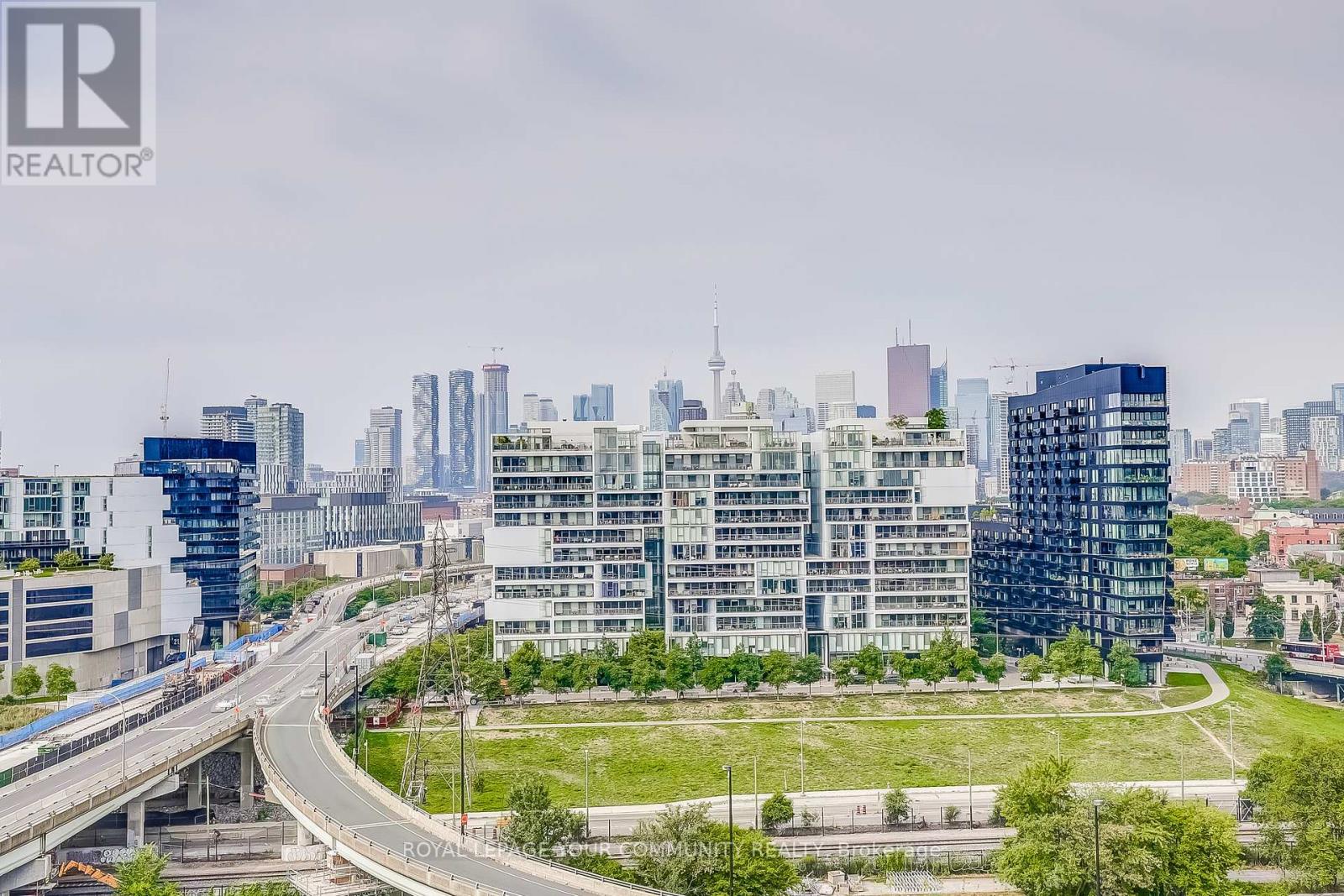 Photo 33 of 705 25 Baseball Place, Toronto ON