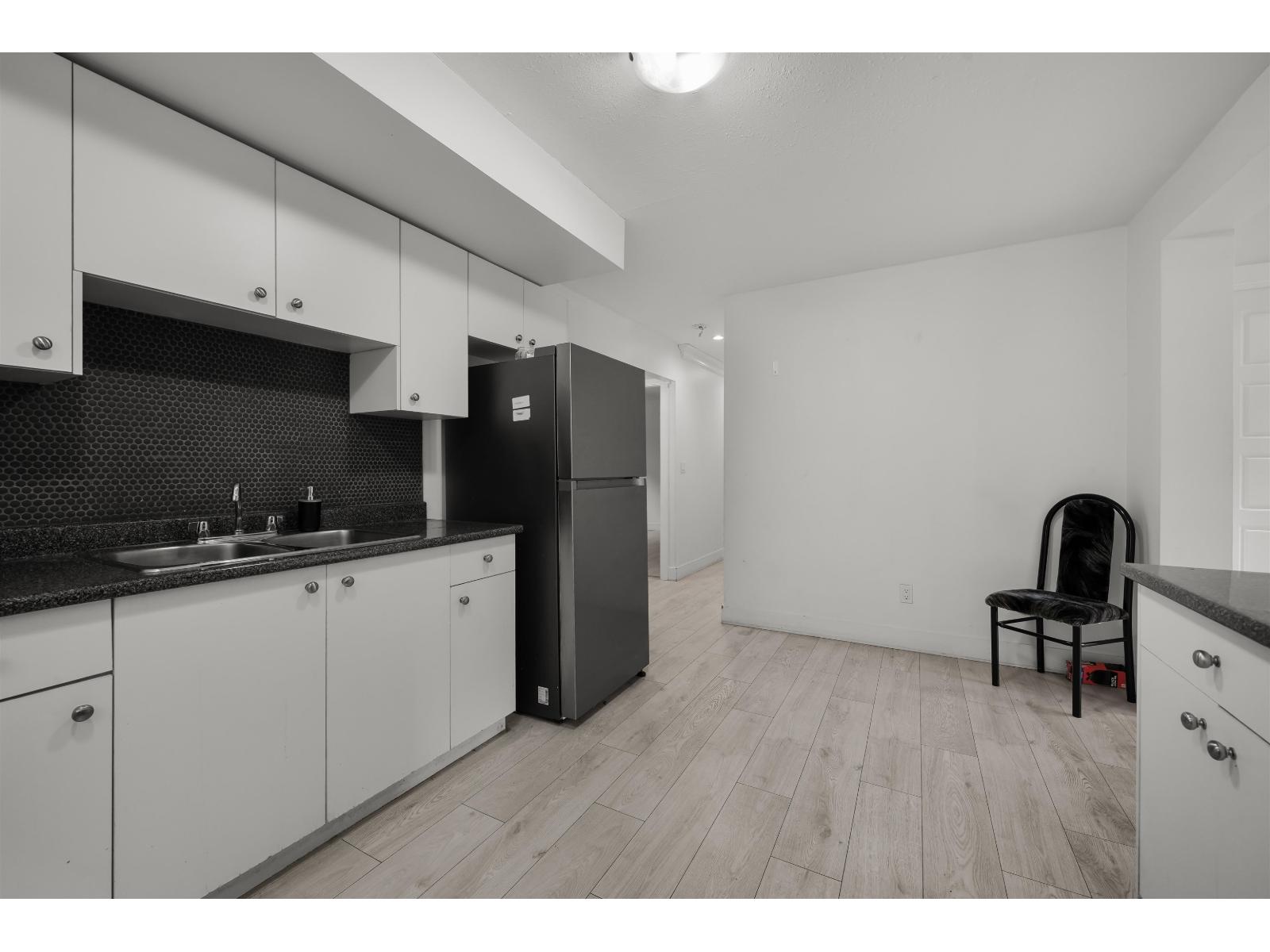 Photo 6 of 11885 Chateau Wynd, Delta BC