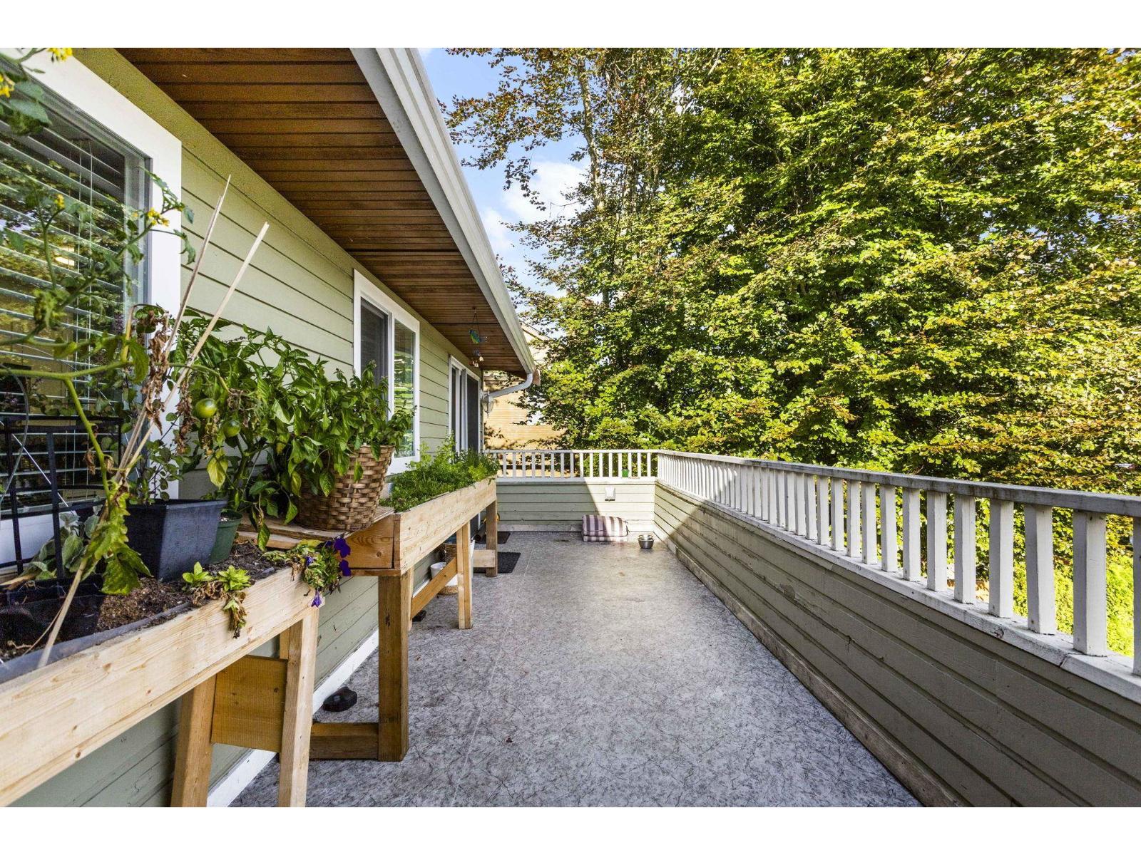 Photo 11 of 11885 Chateau Wynd, Delta BC