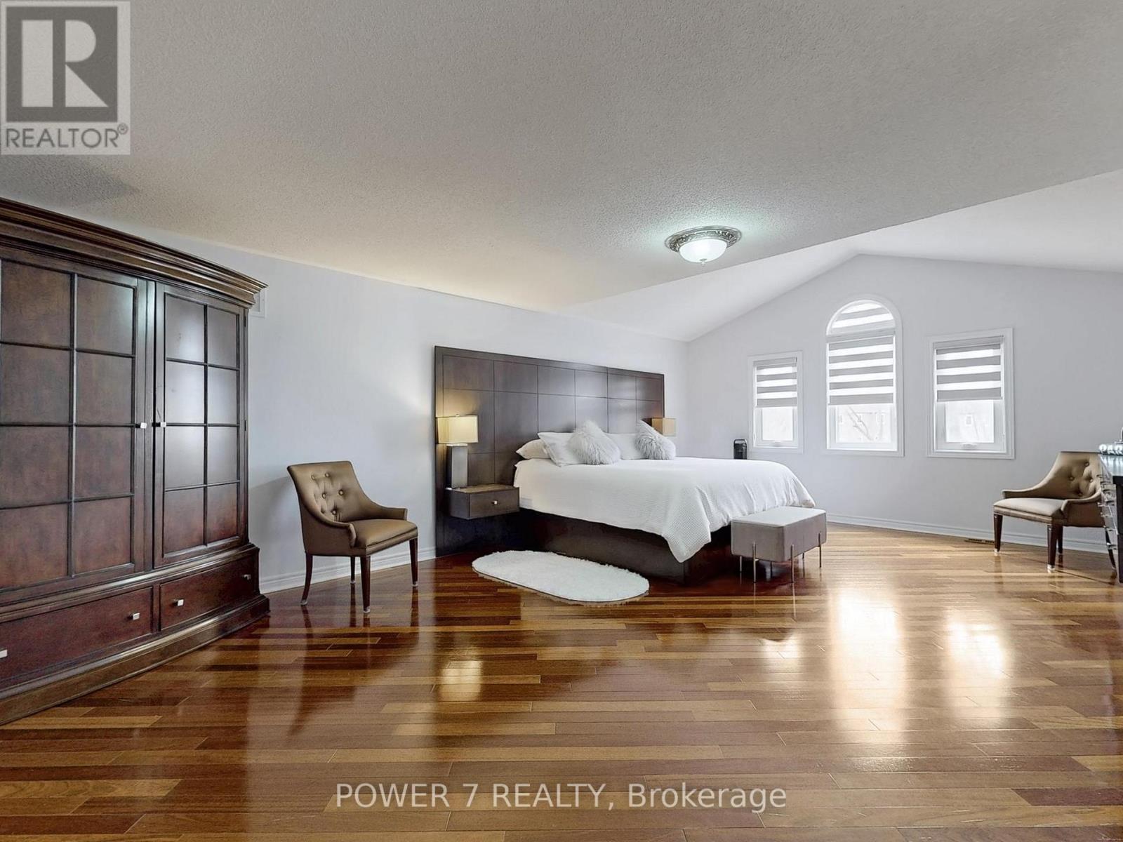 Photo 50 of 76 Silver Rose Crescent, Markham ON