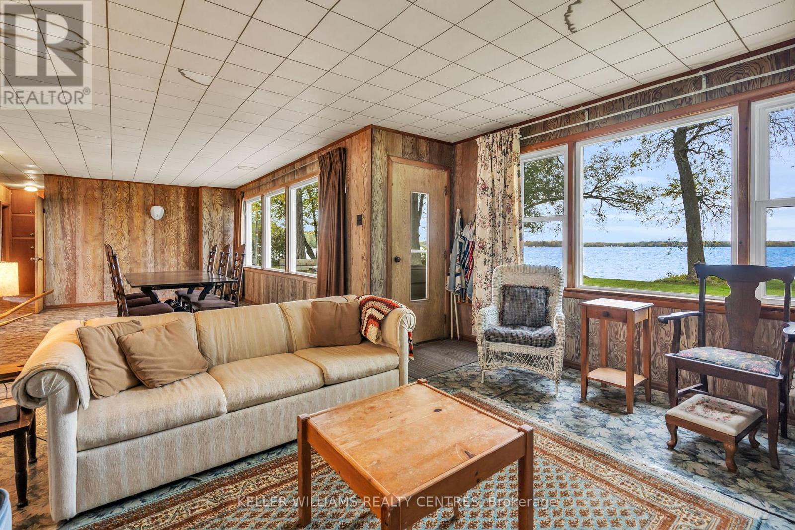 Photo 20 of 28 Mcrae Beach Road S, Georgina ON