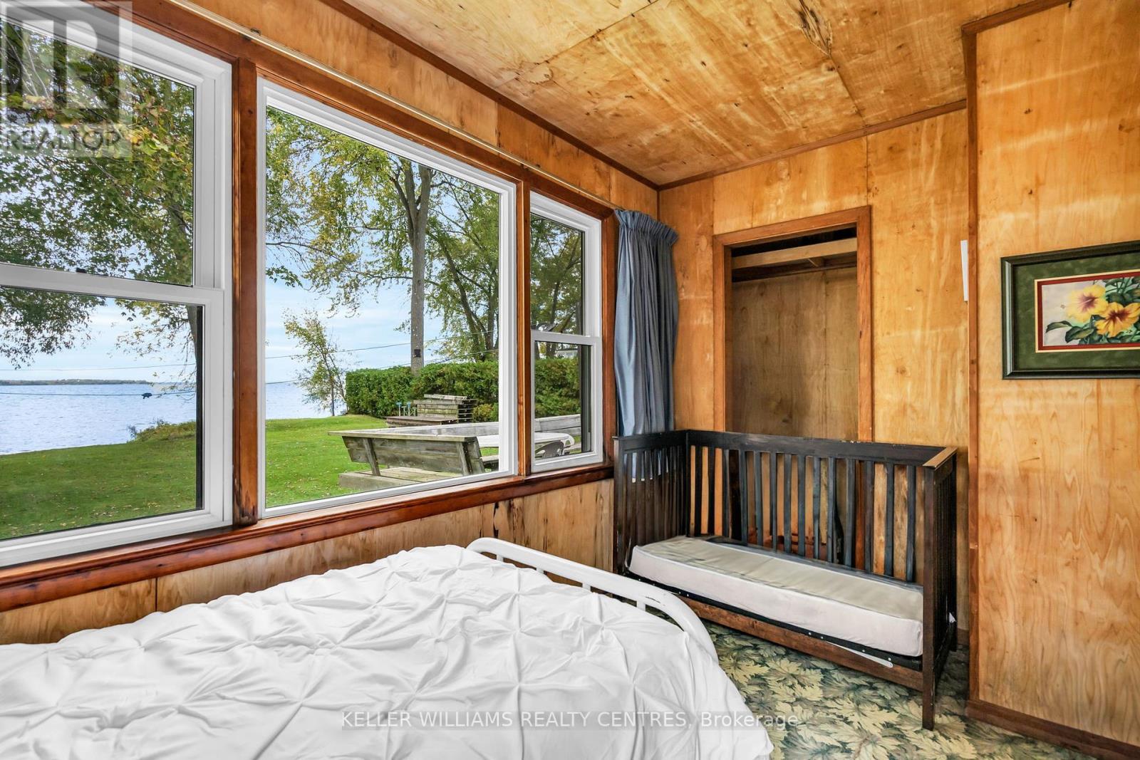 Photo 26 of 28 Mcrae Beach Road S, Georgina ON