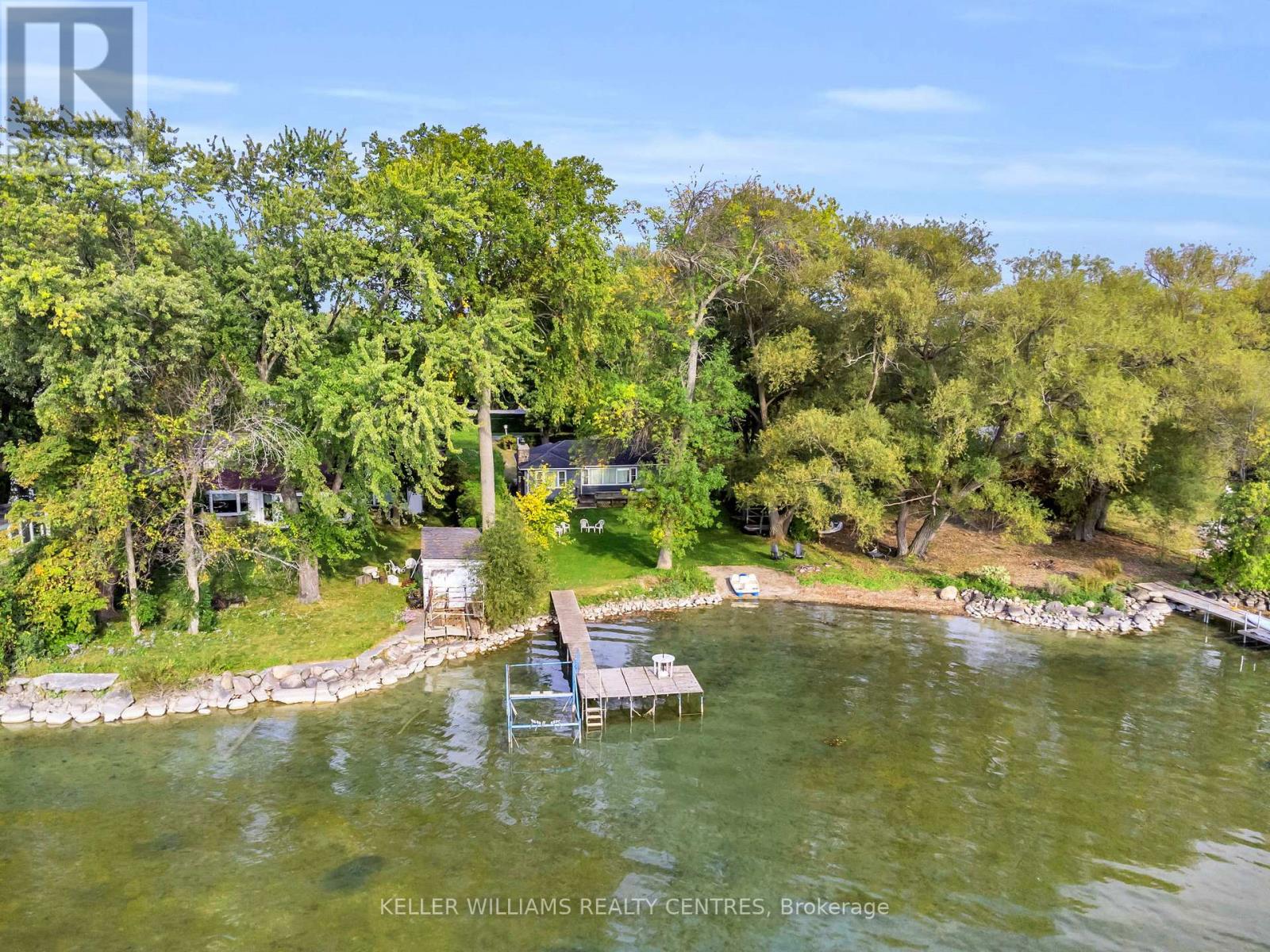 Photo 18 of 28 Mcrae Beach Road S, Georgina ON