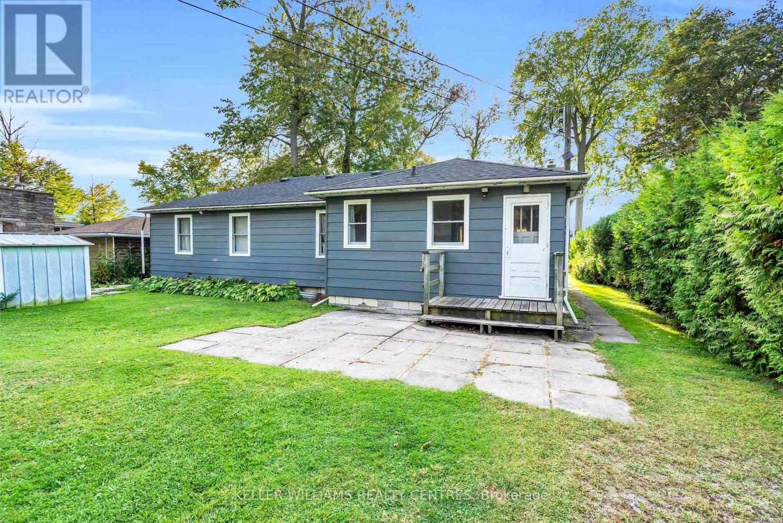 Photo 39 of 28 Mcrae Beach Road S, Georgina ON