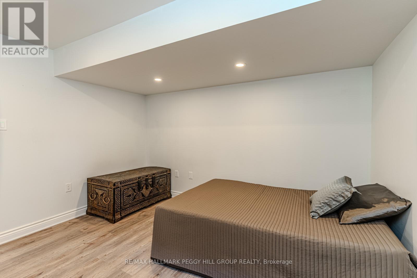Photo 25 of 1746 Angus Street, Innisfil ON