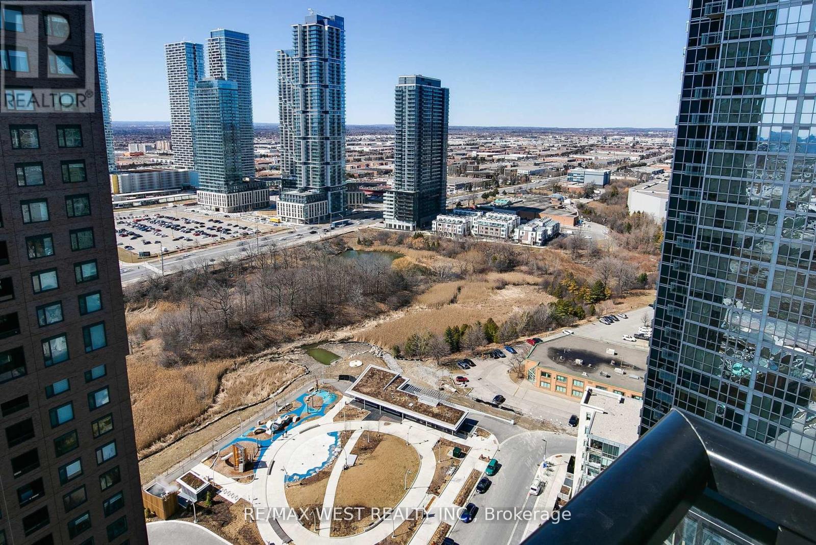 Photo 22 of 2605 2910 Highway 7 W, Vaughan ON