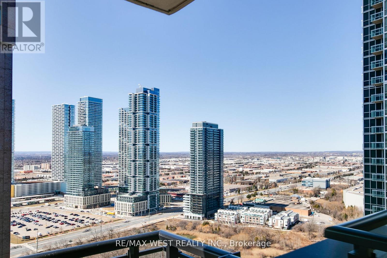Photo 2 of 2605 2910 Highway 7 W, Vaughan ON