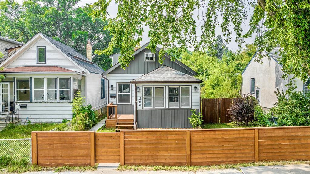 Photo 32 of 268 Inglewood Street, Winnipeg MB