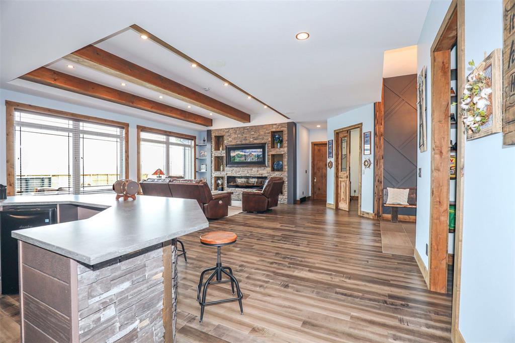 Photo 19 of 67028 Willowdale Road, Cooks Creek MB