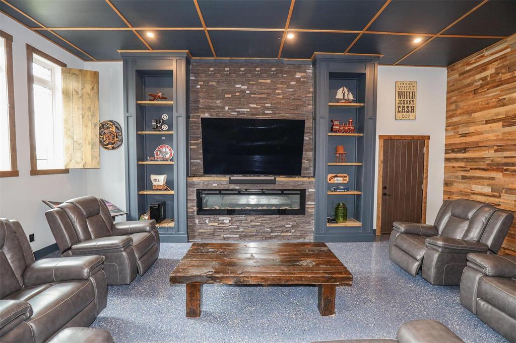 Photo 32 of 67028 Willowdale Road, Cooks Creek MB