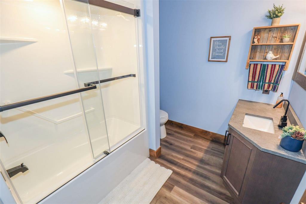 Photo 15 of 67028 Willowdale Road, Cooks Creek MB