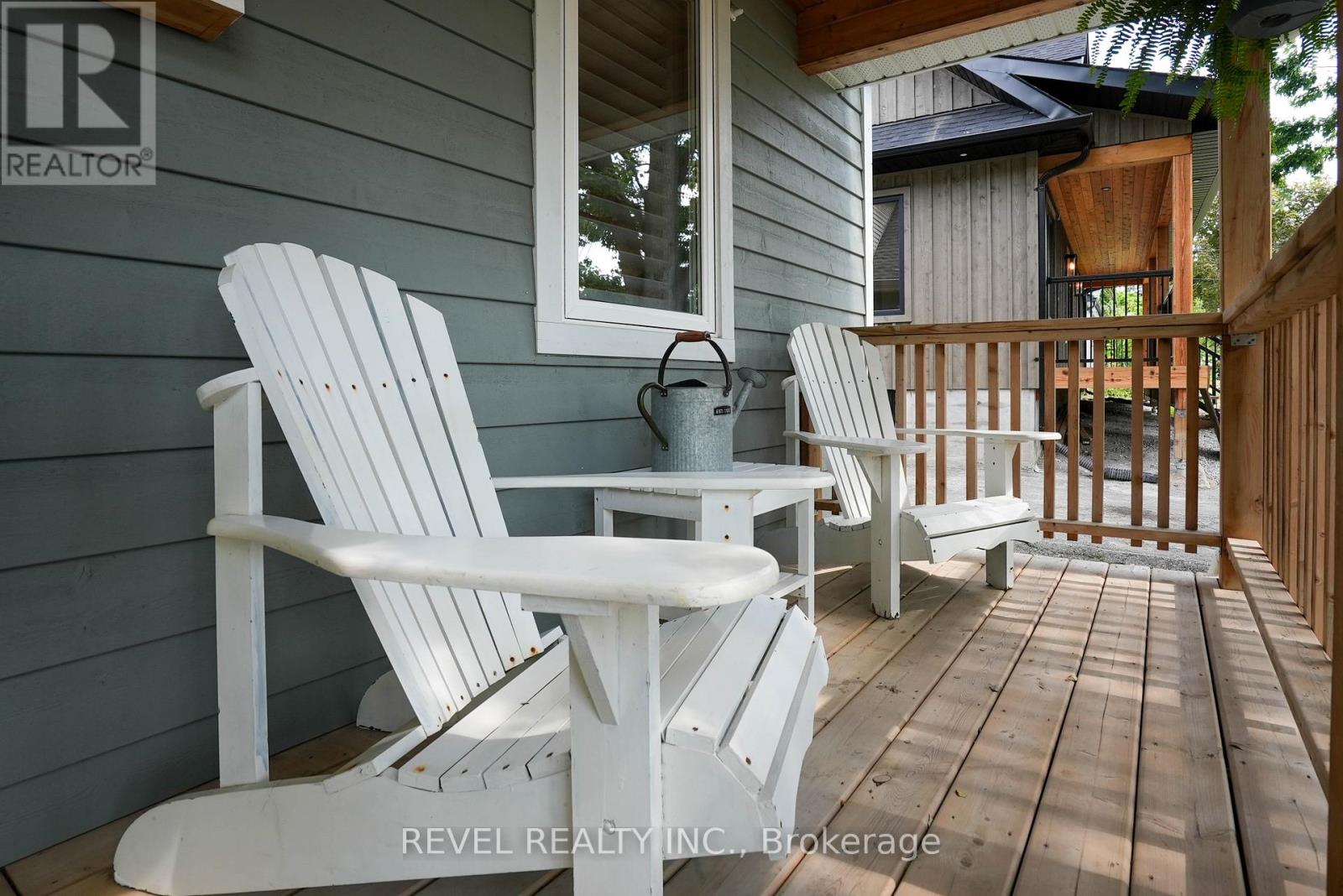 Photo 5 of 125 Dundonald Street, Barrie ON