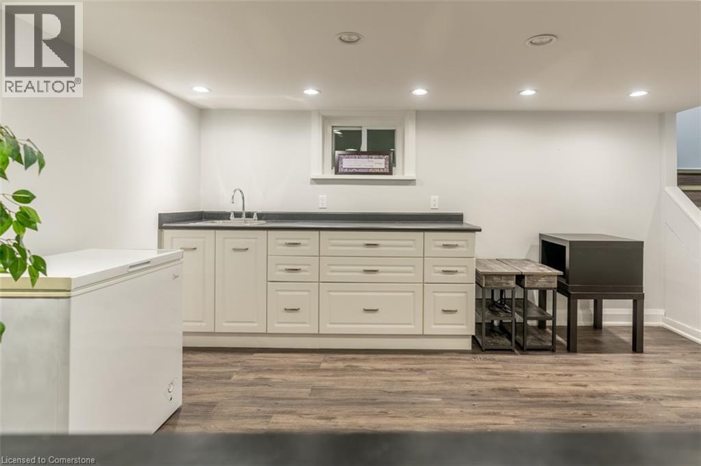 Photo 35 of 66 Cook Street, Acton ON