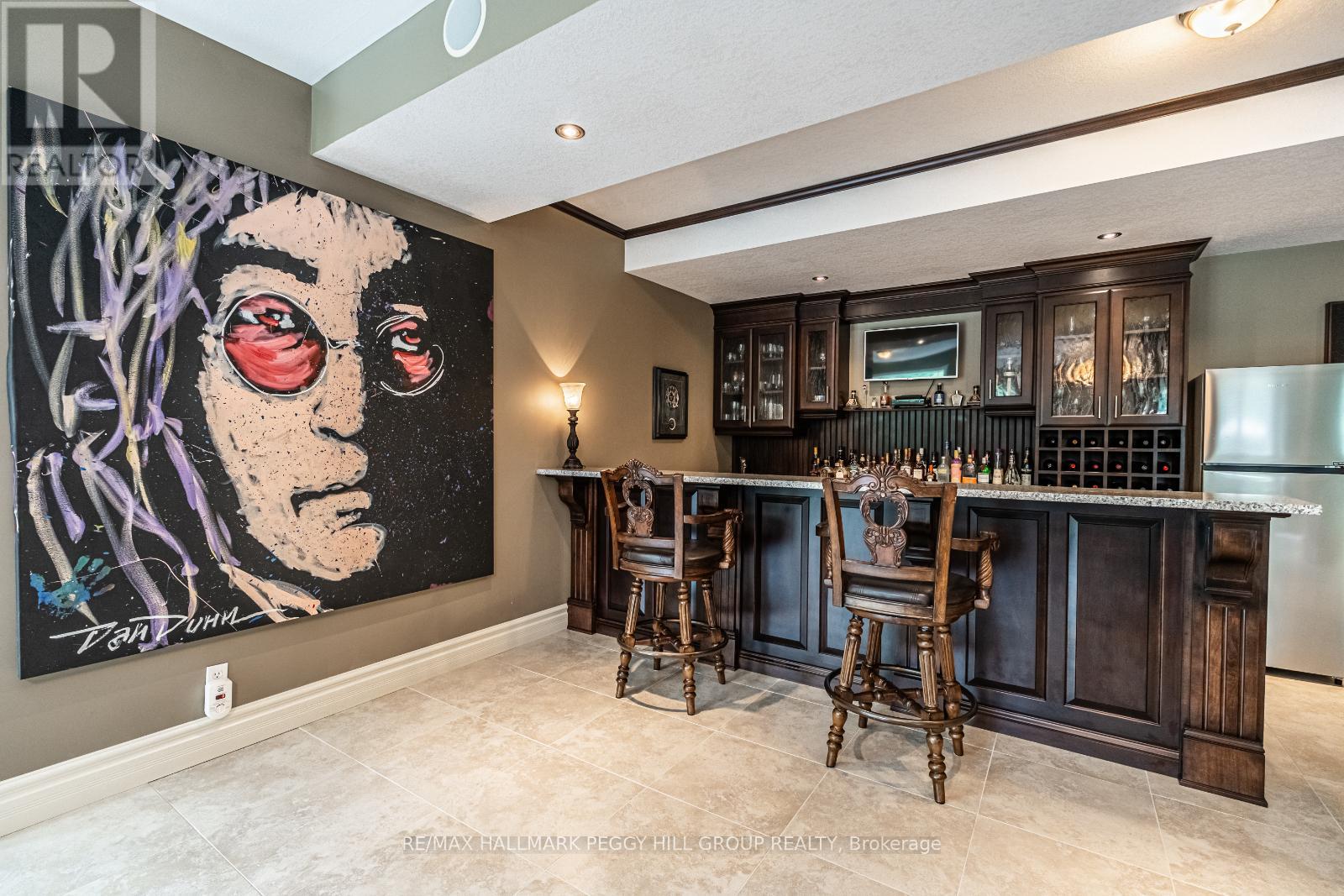 Photo 14 of 32 Gallagher Crescent, Springwater ON