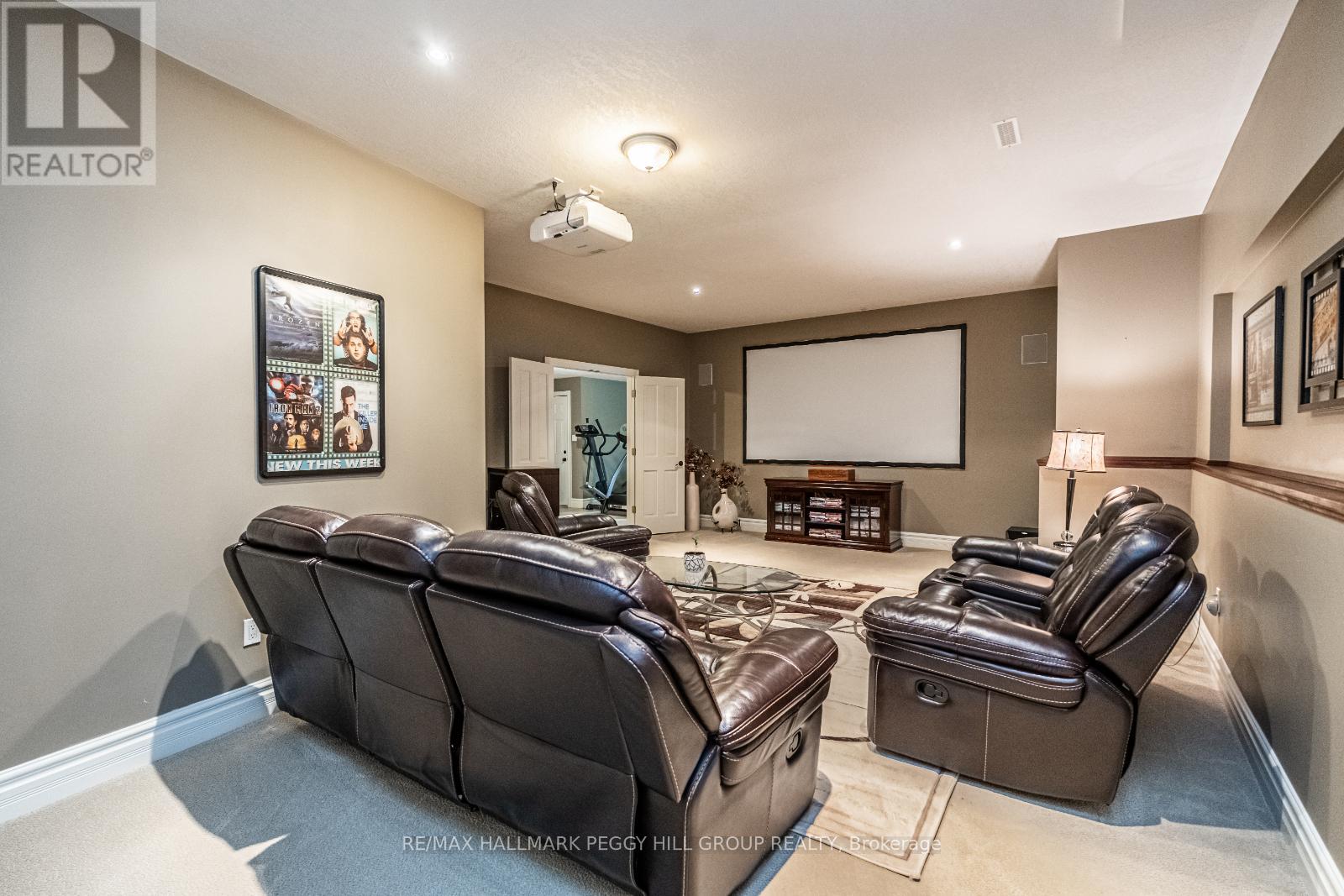 Photo 16 of 32 Gallagher Crescent, Springwater ON
