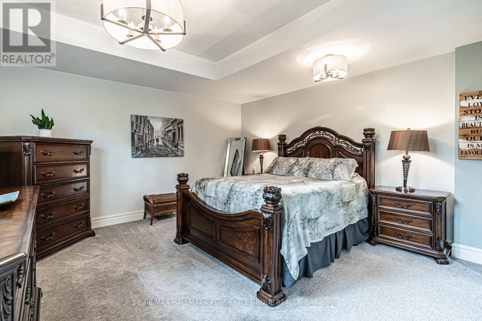 Photo 17 of 32 Gallagher Crescent, Springwater ON