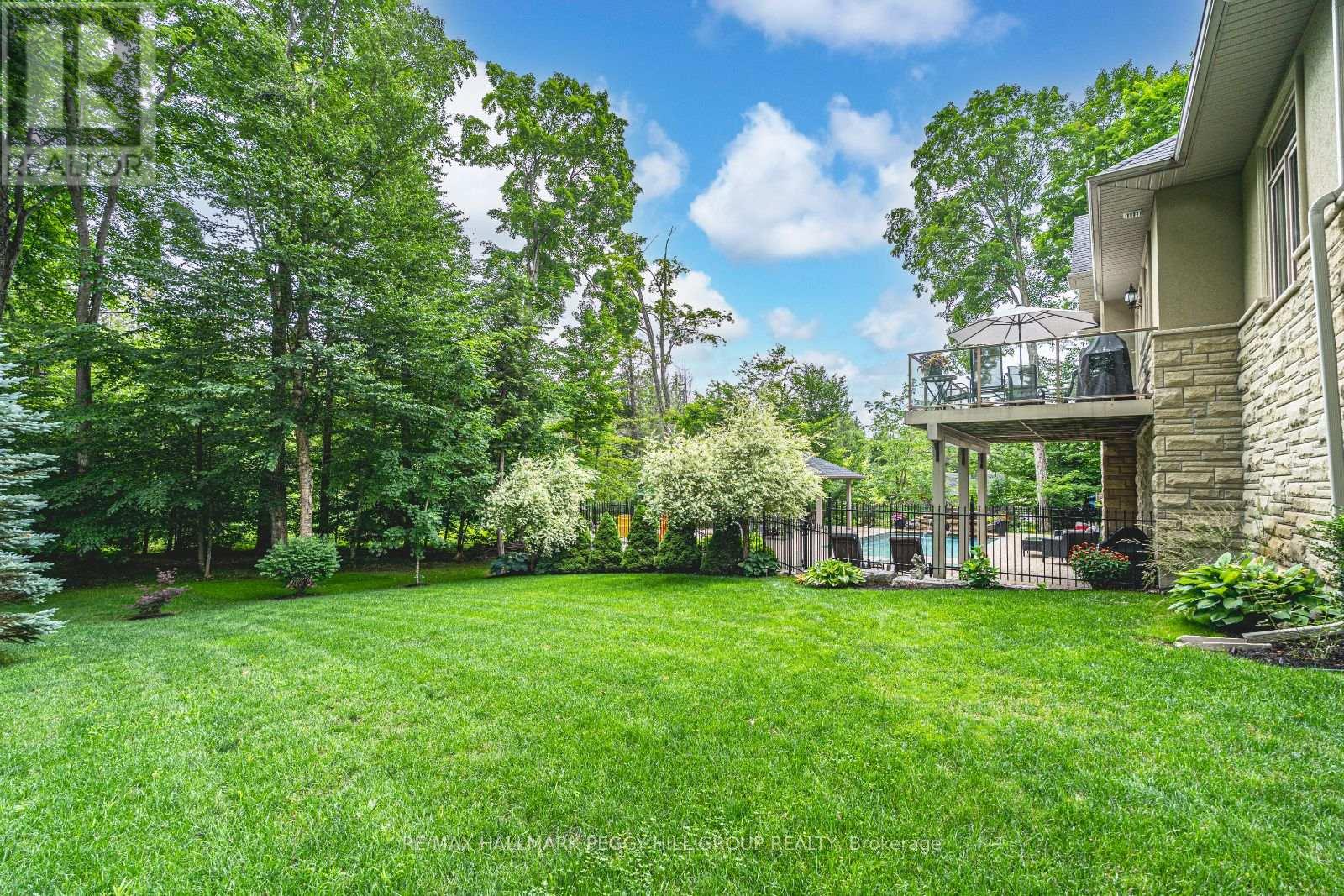 Photo 25 of 32 Gallagher Crescent, Springwater ON
