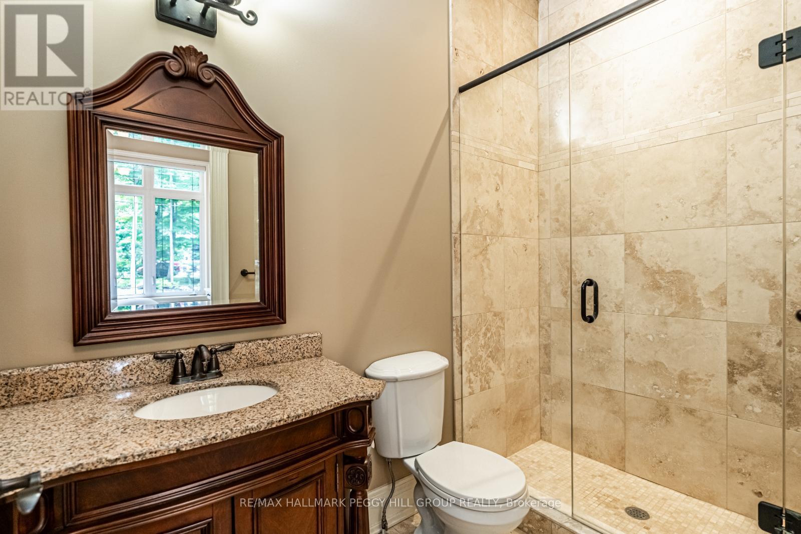 Photo 9 of 32 Gallagher Crescent, Springwater ON