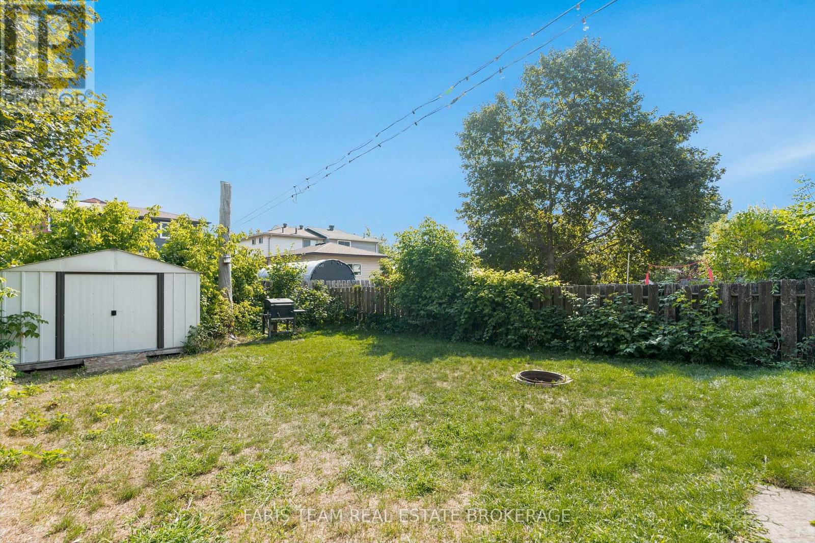Photo 6 of 9 Christie Crescent, Barrie ON