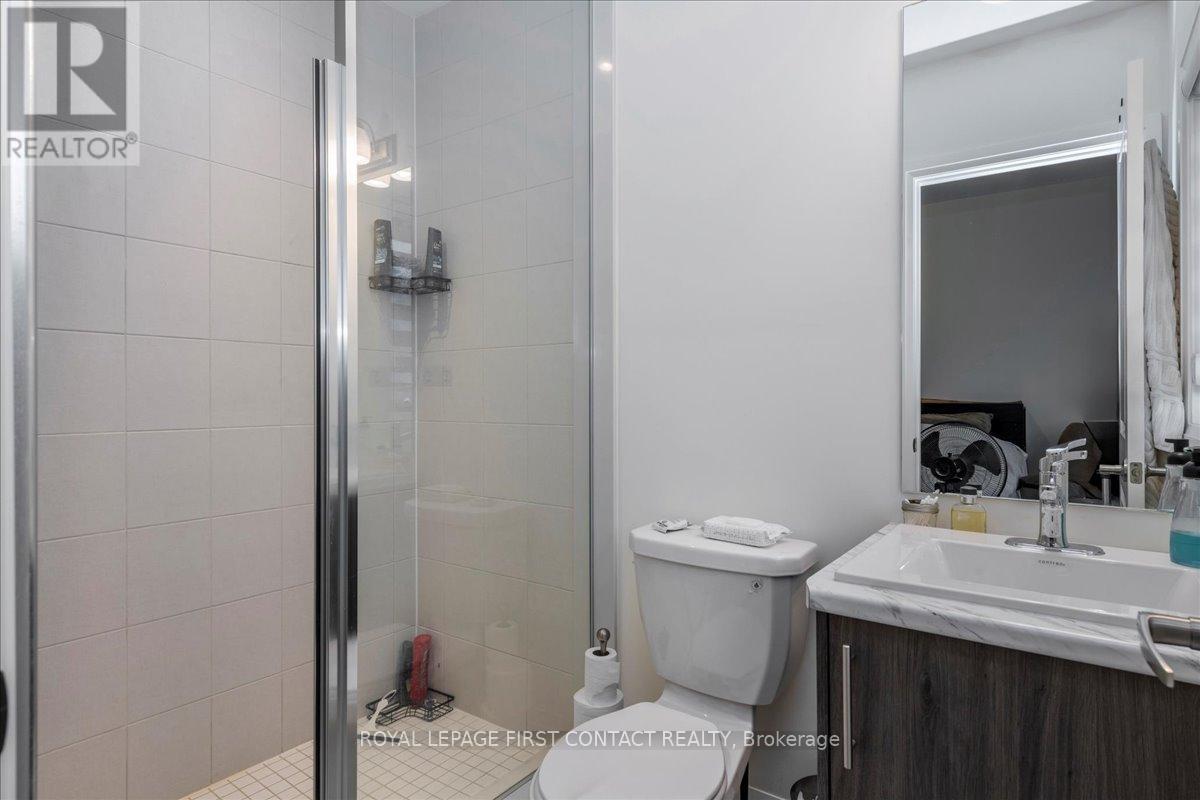 Photo 2 of 11 Calypso Avenue, Springwater ON