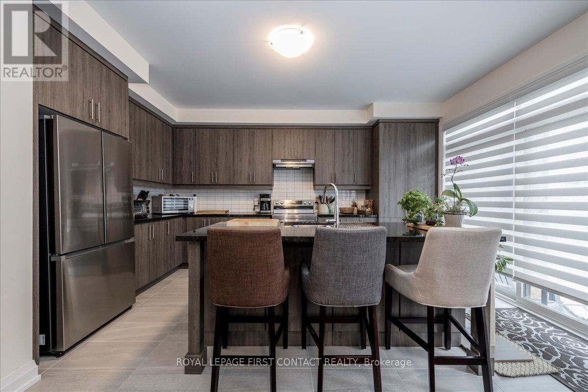 Photo 9 of 11 Calypso Avenue, Springwater ON