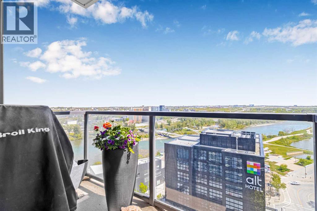 Single Family House for Sale in   Riverfront Avenue SE Downtown East Village Calgary 