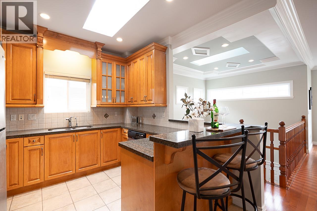 Photo 13 of 9651 No 1 Road, Richmond BC
