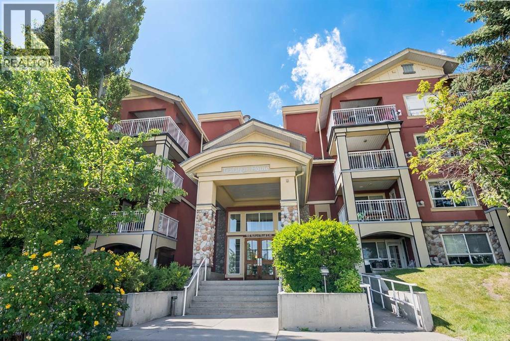 Single Family House for Sale in   Richard Road SW Lincoln Park Calgary 