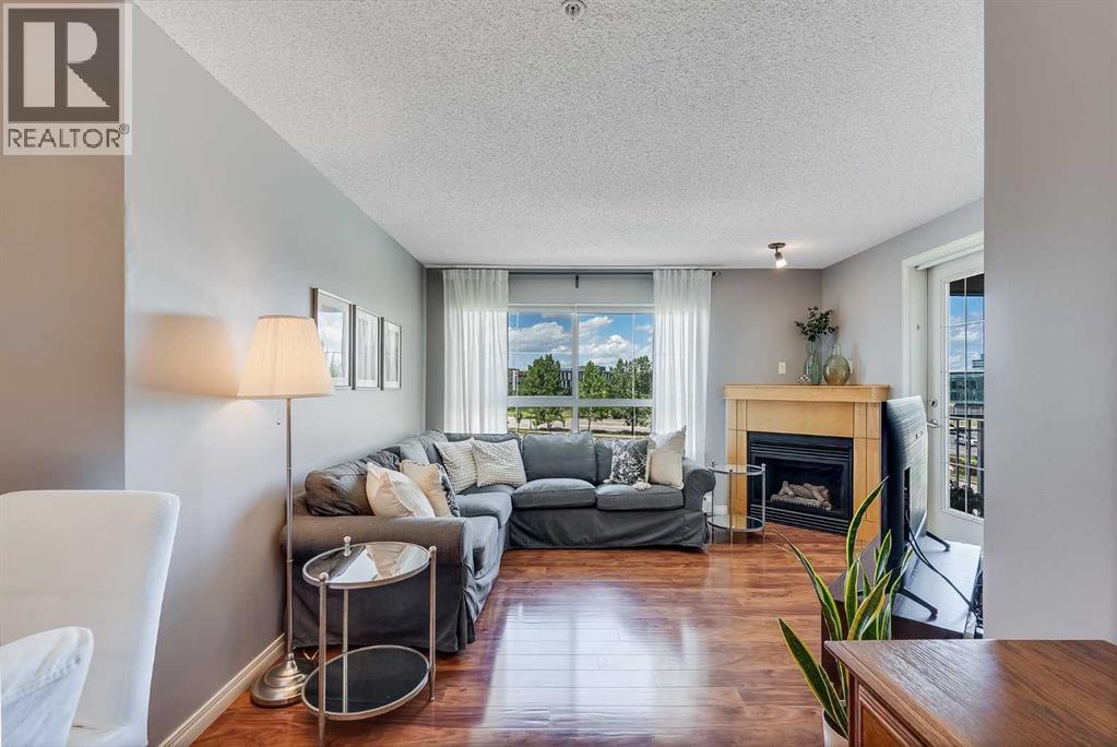 Single Family House for Sale in   Richard Road SW Lincoln Park Calgary 