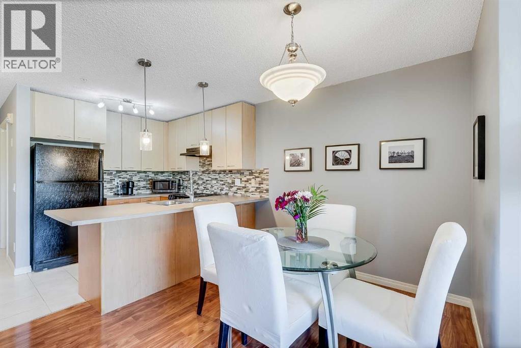 Single Family House for Sale in   Richard Road SW Lincoln Park Calgary 