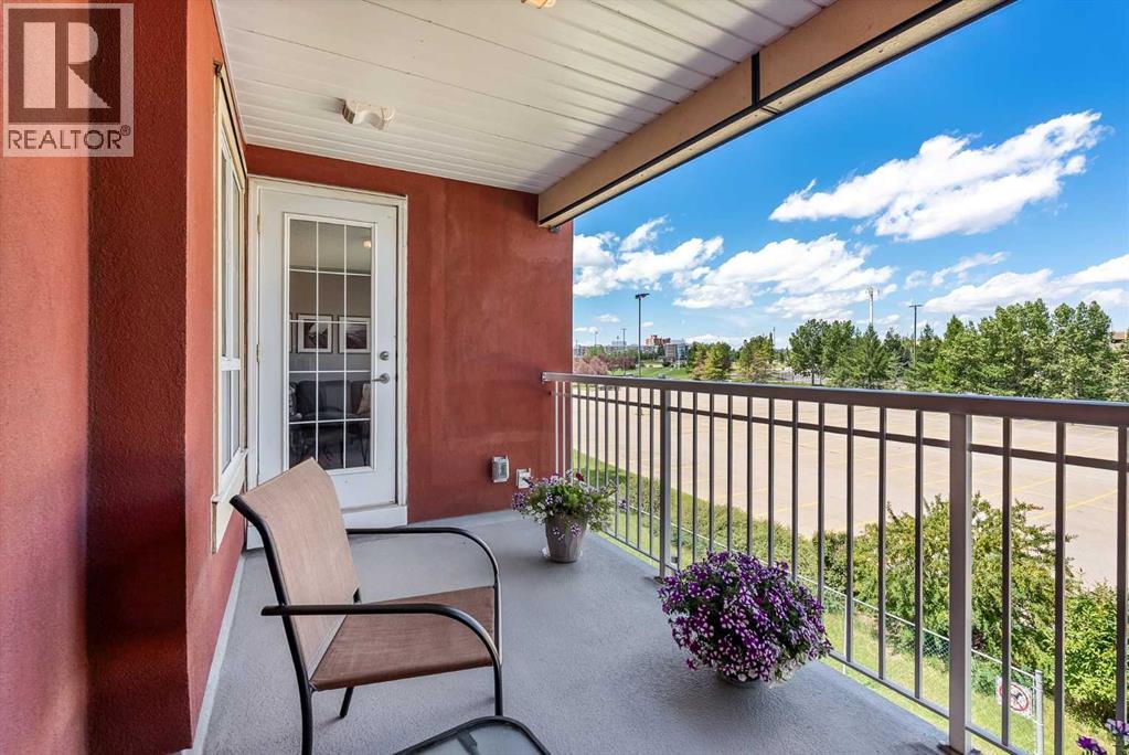 Single Family House for Sale in   Richard Road SW Lincoln Park Calgary 