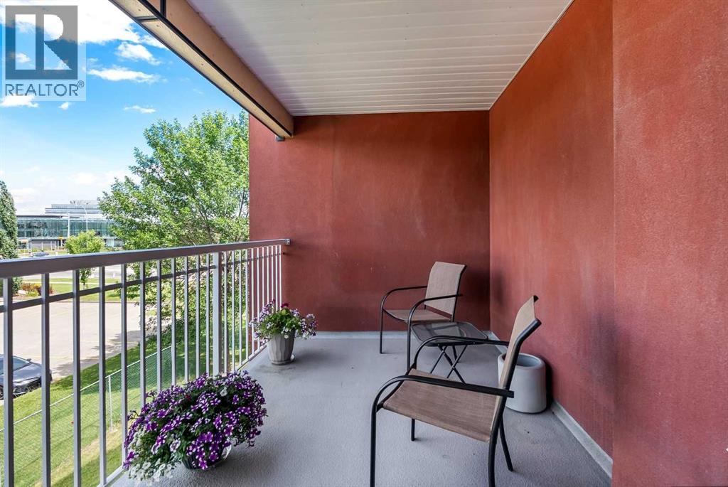 Single Family House for Sale in   Richard Road SW Lincoln Park Calgary 