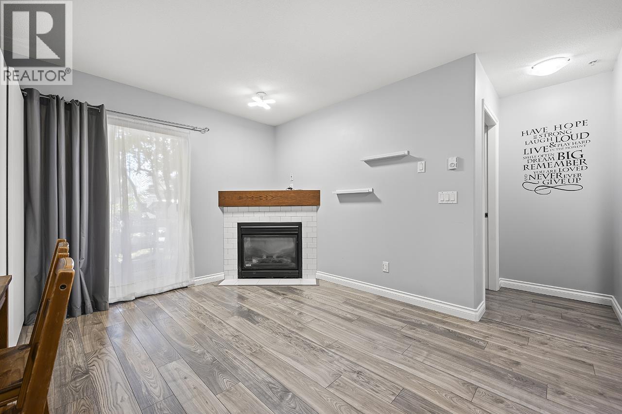 Photo 9 of 104 22230 North Avenue, Maple Ridge BC