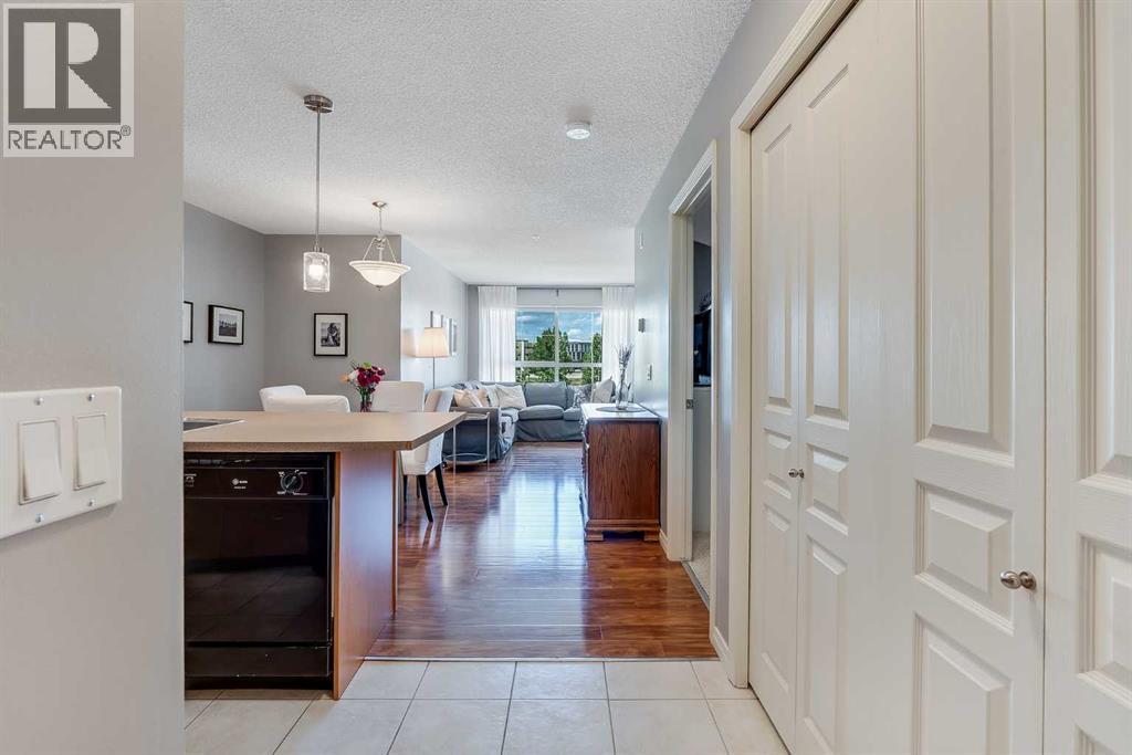 Single Family House for Sale in   Richard Road SW Lincoln Park Calgary 