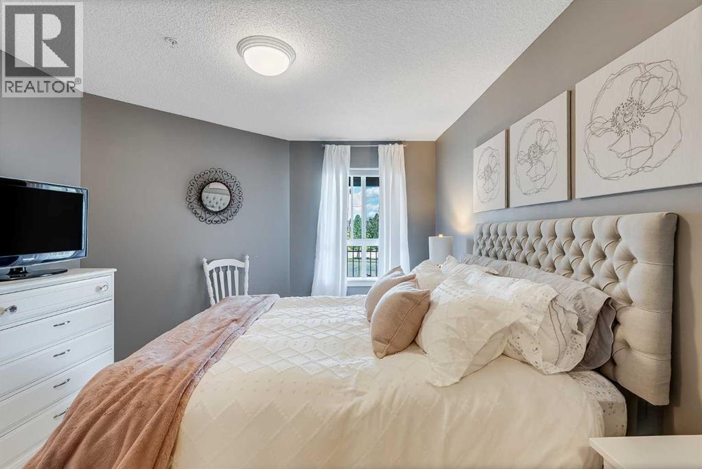 Single Family House for Sale in   Richard Road SW Lincoln Park Calgary 