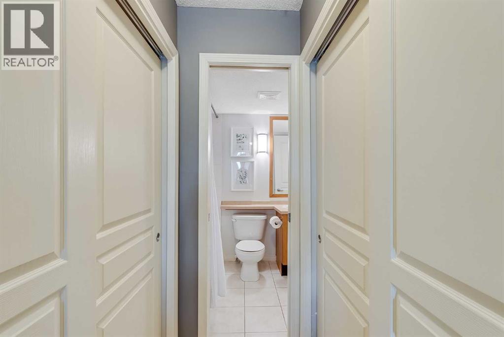 Single Family House for Sale in   Richard Road SW Lincoln Park Calgary 