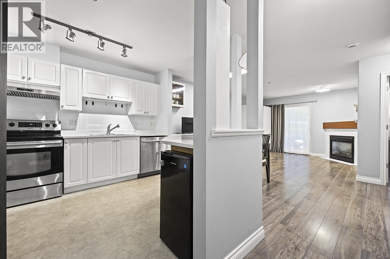 Photo 1 of 104 22230 North Avenue, Maple Ridge BC