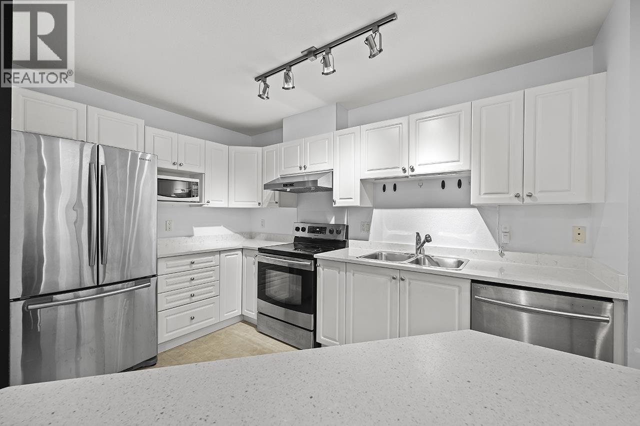 Photo 10 of 104 22230 North Avenue, Maple Ridge BC