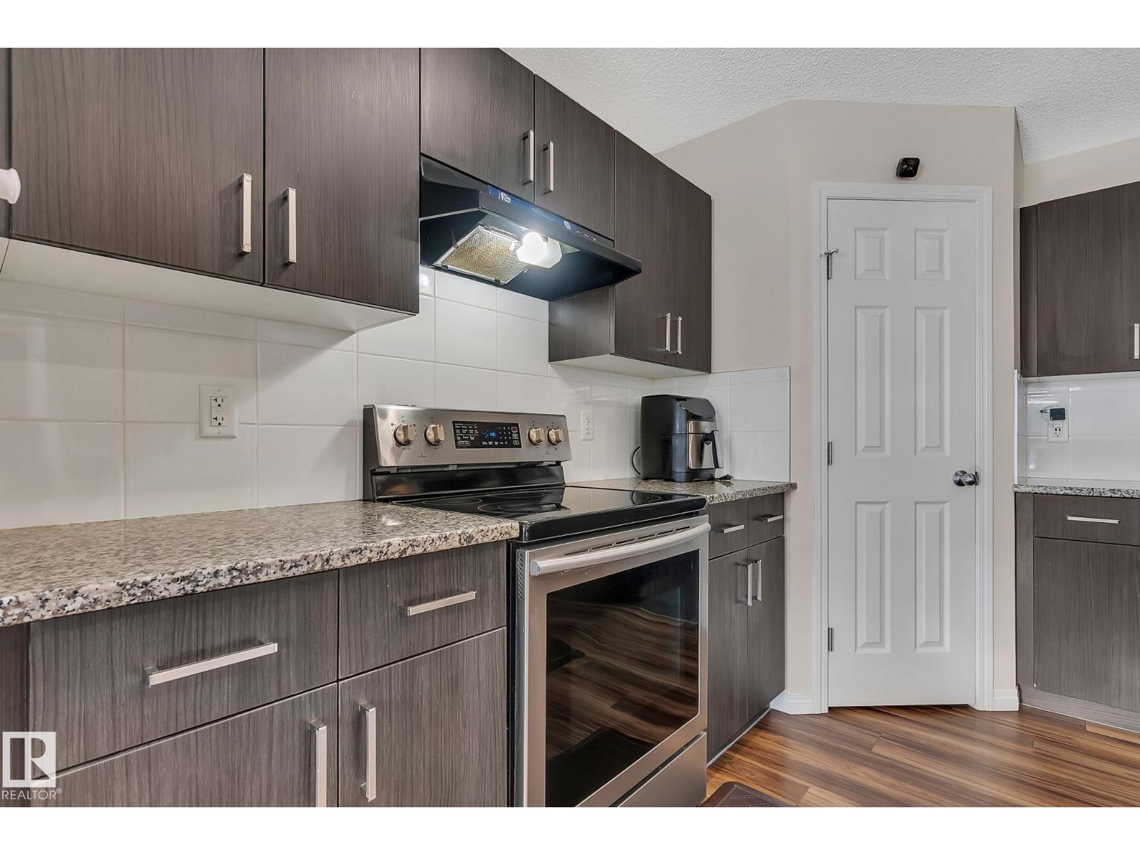 Photo 8 of 1761 Dumont Cr Sw, Edmonton AB