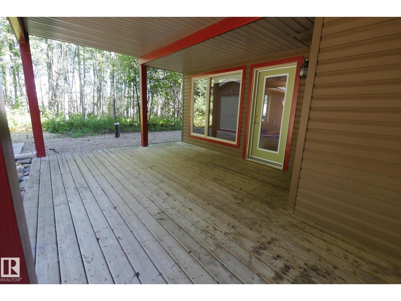 Photo 7 of 12 100 Heron Point Cl, Rural Wetaskiwin County AB