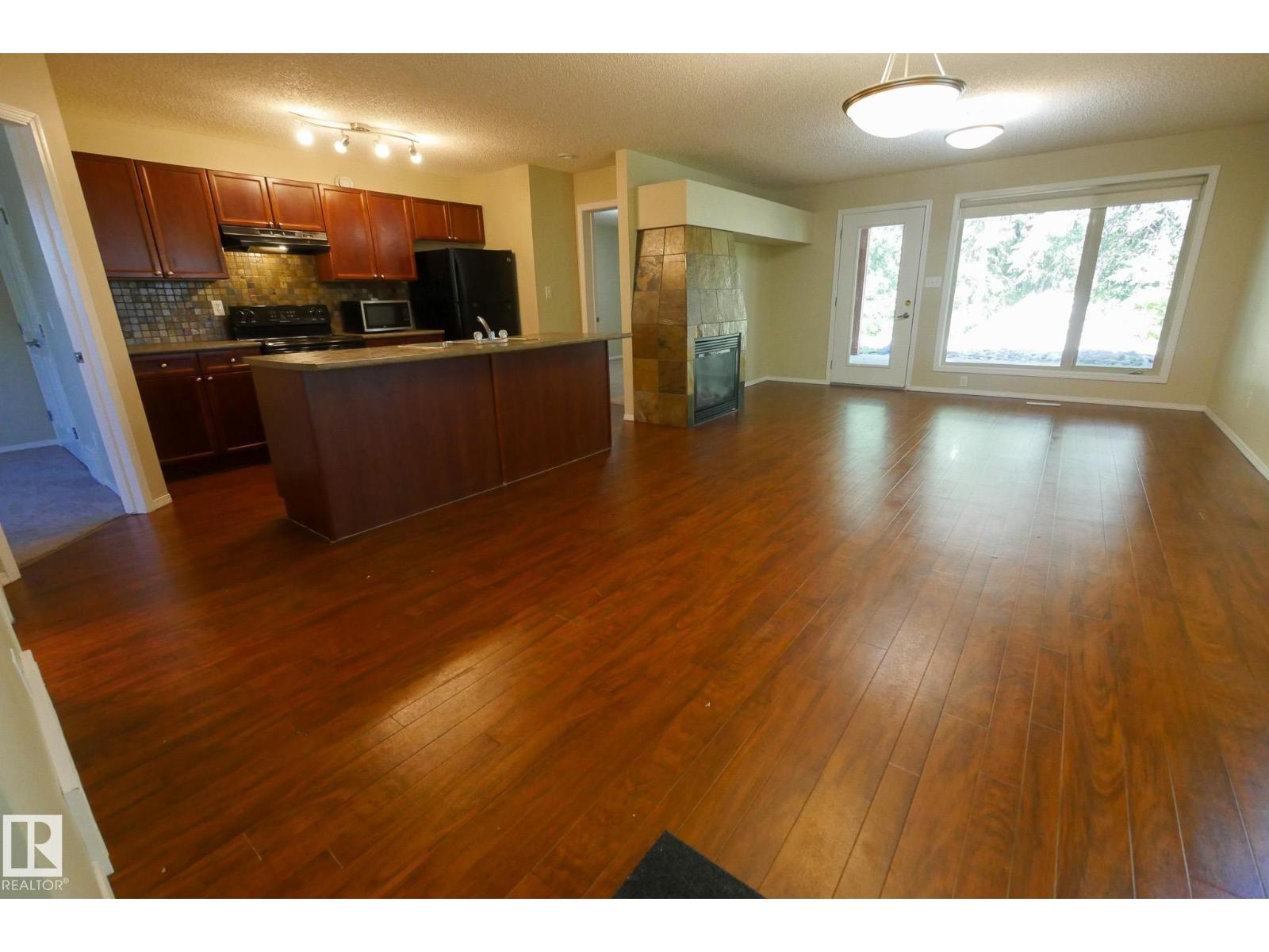 Photo 4 of 12 100 Heron Point Cl, Rural Wetaskiwin County AB