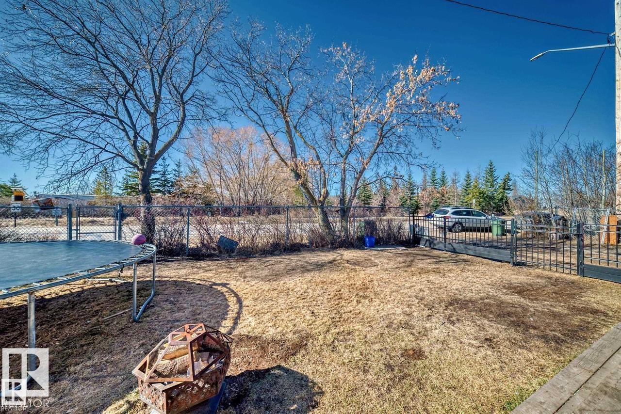 Photo 10 of 6822 50 Av, Rural Lac Ste Anne County AB