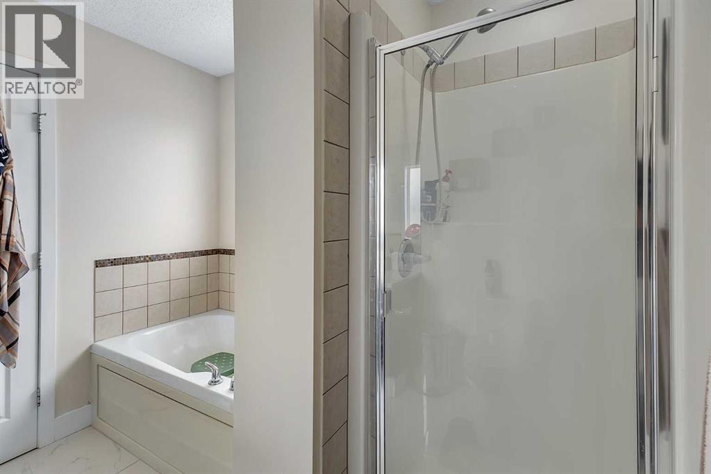 Single Family House for Sale in  Saddletree Close NE Saddle Ridge Calgary 
