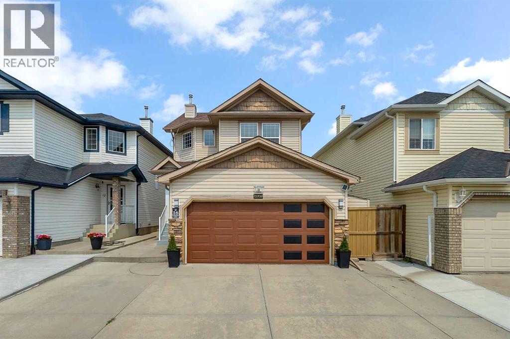 Single Family House for Sale in  Saddletree Close NE Saddle Ridge Calgary 