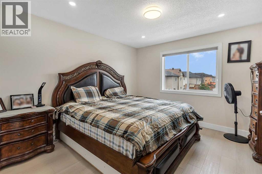 Single Family House for Sale in  Saddletree Close NE Saddle Ridge Calgary 