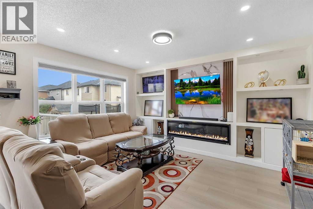 Single Family House for Sale in  Saddletree Close NE Saddle Ridge Calgary 