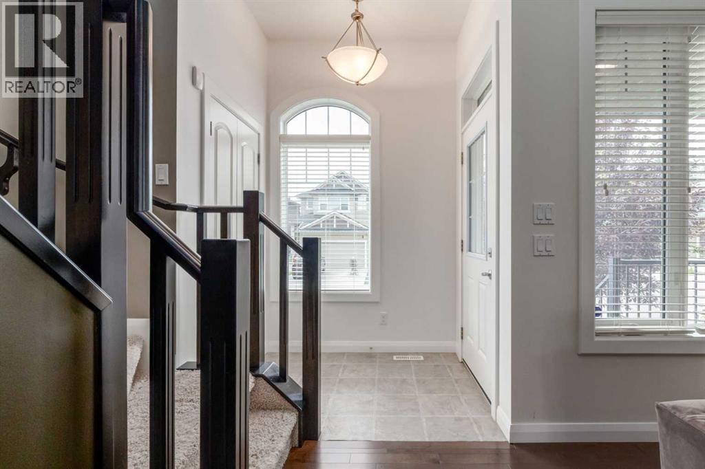 Single Family House for Sale in  Evanspark Gardens NW Evanston Calgary 