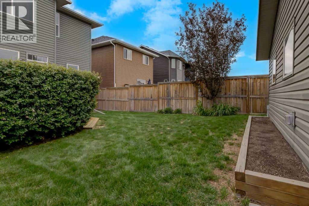 Single Family House for Sale in  Evanspark Gardens NW Evanston Calgary 
